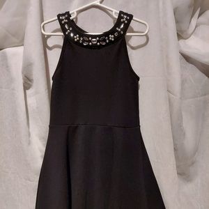 Children's Place Girls Little Black Dress size 7/8